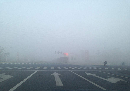 大雾天气，开元（中国）机械提醒您驾车“雾”必小心